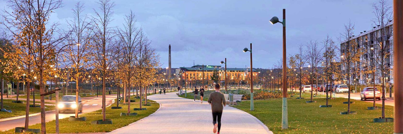 Hardloper in park in De Groene Loper in Maastricht
